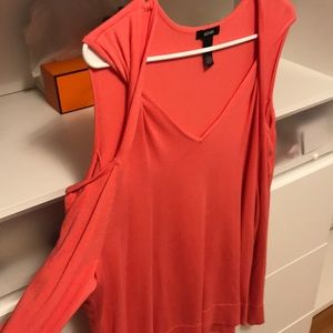 Open shoulder super stylish Alfani Coral Top